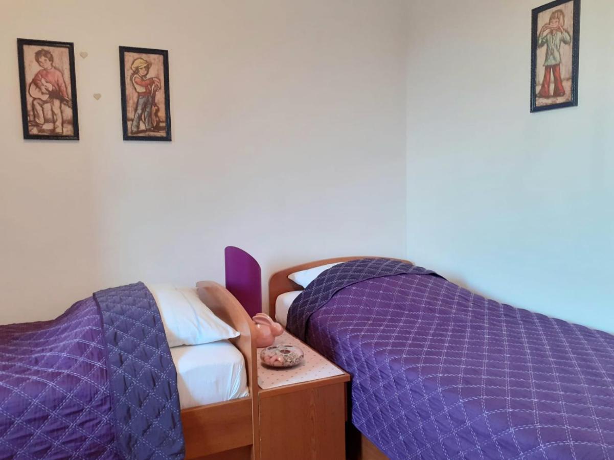 Apartments Borovina โบล ภายนอก รูปภาพ